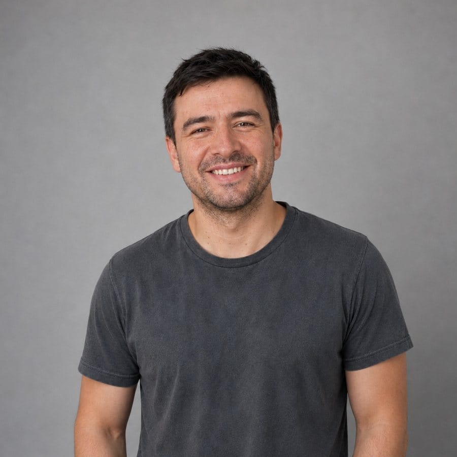 Portrait of our Chief Growth Officer